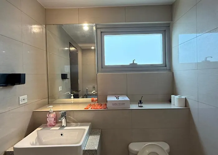 1brfacing Manilabay Sunsetnear Okada Solaire 1park Apartment Manila